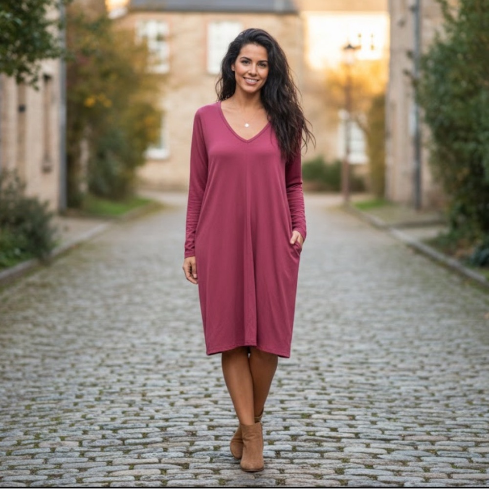 Abercrombie & Fitch Deep Pink V-Neck Tee